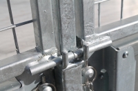 new-hinge-operation-mesh-panels